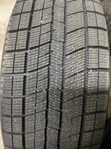 値下げ交渉可！　17インチ　スタッドレス　バリ山！