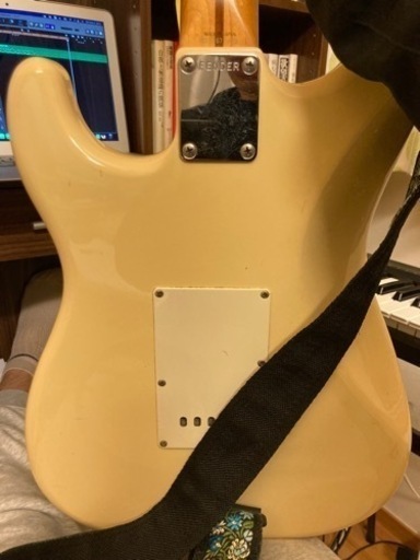 Fender Japan std-57 ストラト　Eシリアル