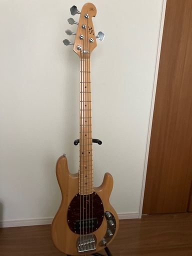 5弦ベース