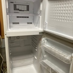 【お取引中】値下げしました！年内で出品終わります。冷凍･冷蔵庫 三菱ノンフロン冷凍冷蔵庫MR-14J-Wの画像