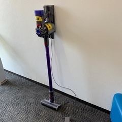 dyson 掃除機※傷あり、吸い込みが悪い