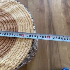 ニトリ　丸太スツールの画像