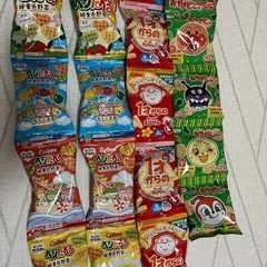 ②ベジたべる×2、1歳からのかっぱえびせん、アンパンマンのおやさ...