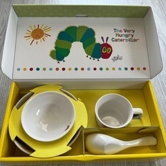 800→500 【新品未使用】はらぺこあおむし　食器セットの画像