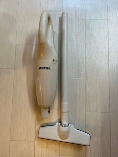 マキタ　クリーナー　CL100D