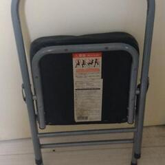 小さい椅子の画像