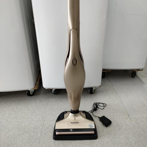 Panasonic コードレス掃除機 MC-BU110J-T 2020年製