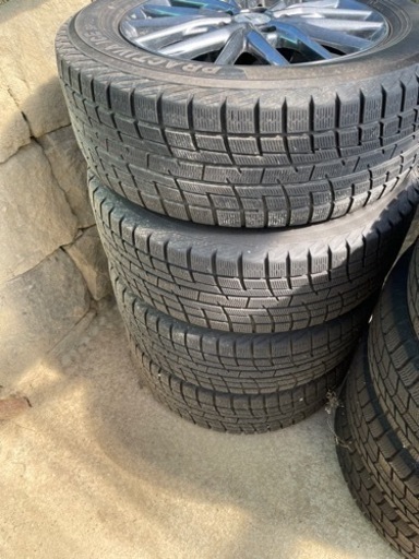 215/60R16スタッドレス値下げ