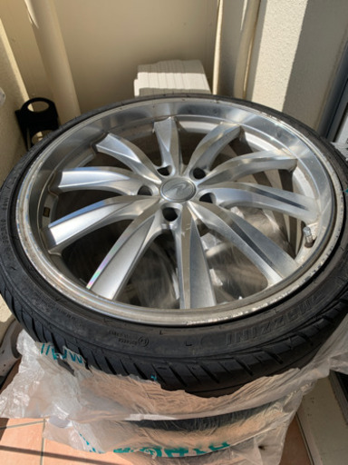 (取引先決まりました)レオニス　ホイール　4本