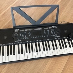 電子ピアノ　キーボード　