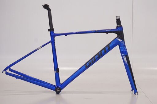 ジャイアント DEFY 2016 フレームセット 2016年モデルのカーボンロードバイク、非常にお買い得です