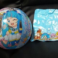 ひろがるスカイ！プリキュアのミニビーチボールとミニバックの画像