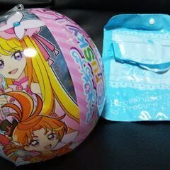 ひろがるスカイ！プリキュアのミニビーチボールとミニバックの画像