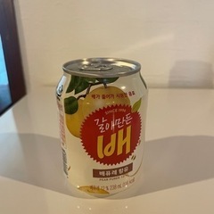 すりおろし梨ジュース　韓国缶ジュースの画像
