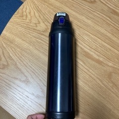 水筒　内容量約800ml の画像