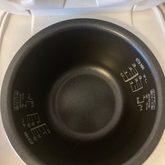 TOSHIBA 炊飯器 RC-5SG 3合炊きの画像