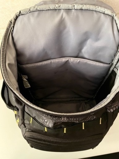 受渡し決定【UNDER ARMOUR 】Stephen Curryモデル リュック