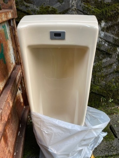 TOTO 小便器センサー　中古