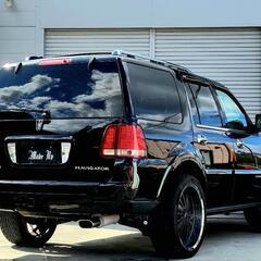 リンカーンナビゲーター 4WD1ナンバーリフトアップの画像