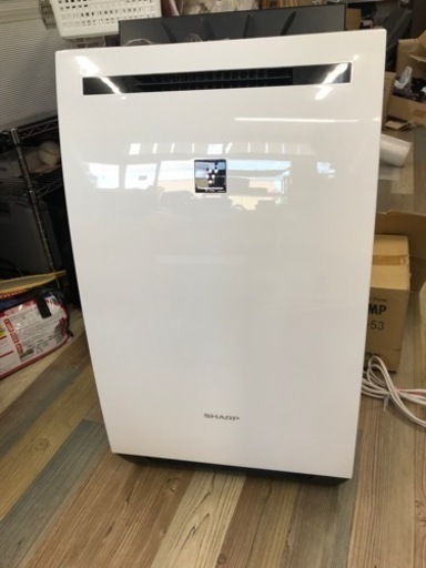 シャープ SHARP 除加湿空気清浄機 除湿 9L / プラズマクラスター 7000 スタンダード 18畳 / 空気清浄 32畳 KC-HD70 2018年製