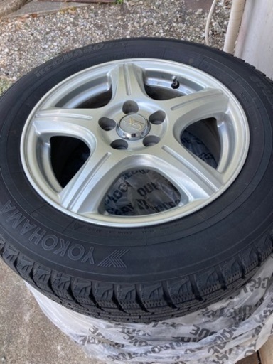 Yokohamaアイスガード　スタッドレスタイヤ・ホイール4本