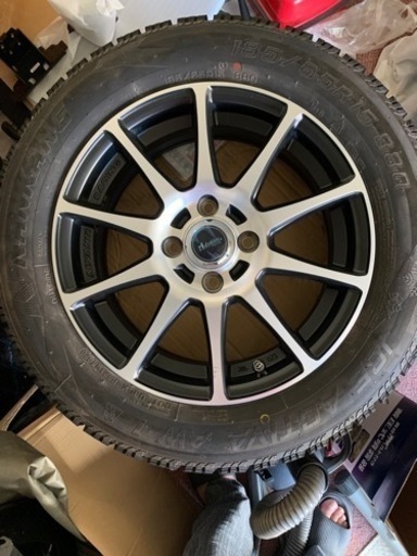 スタッドレス　タイヤ　ホイールセット　超美品