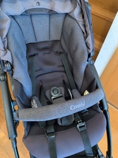 【超美品】combi コンビ　ベビーカー