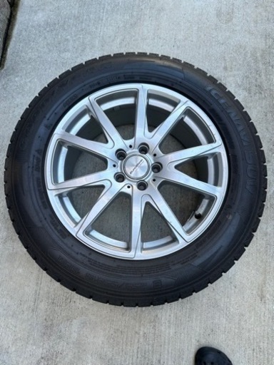 ベンツRクラス　スタッドレスタイヤ4本