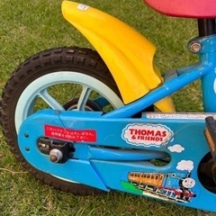 幼児用、機関車トーマス自転車の画像