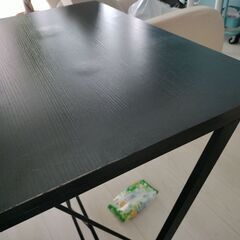 シンプル木目調　お洒落テーブル　軽量　サイドテーブル　パソコンデスク　ネイルデスク　テレワークの画像