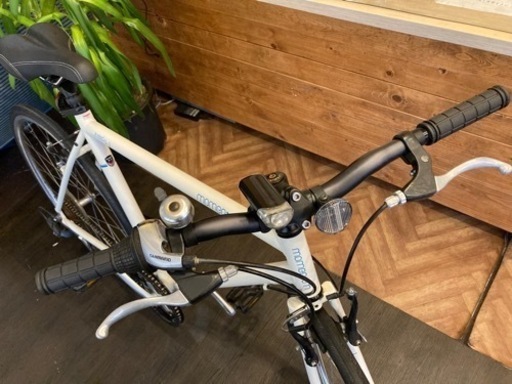 GIANT-MOMENTUM iNEED S-3 700C 7速540mmクロス GIANT-MOMENTUM iNEED S-3 700C アルミ シマノ7速 540mm クロス