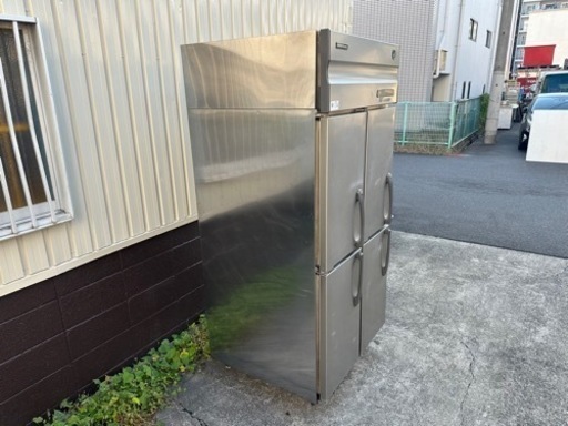 ホシザキ　HOSIZAKI　業務用　縦型４面冷蔵庫　７５２L　厨房　店舗　飲食店　HR-90S3