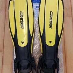 CRESSI　ストラップフィン　足ヒレ　23～25cm