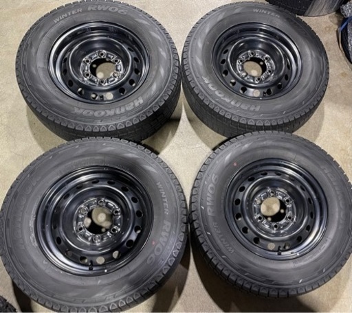 ハイエース用15インチスタッドレスタイヤセット