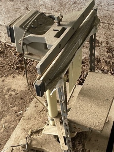 足踏み型シーラー機