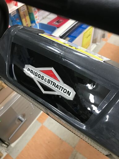 エンジン手押し式小型除雪機 Briggs&Stratton 1222EE ※動作チェック済
