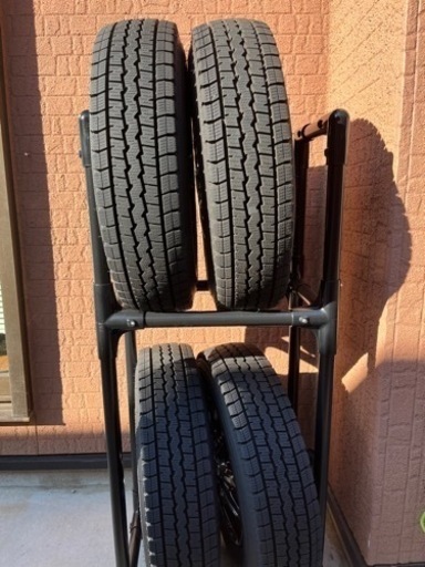 スタッドレスタイヤ12㌅&タイヤラック（値下げします）2022製造