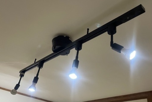 LED レール式シーリングスポットライト