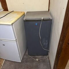 あげます♪(´ε｀ ) 　ジャンク　不良　冷蔵庫　2ドア　下取り用などにいかがですか？？　無料　の画像