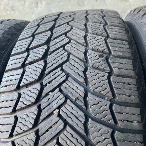 極上タイヤ　Michelin ミシュラン　X-ICE SNOW 215/55R17 スタッドレス　タイヤ　2020年製　17インチ