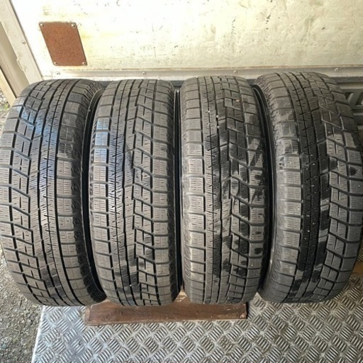 極上タイヤ　YOKOHAMA ヨコハマ　IG60 195/65R15 スタッドレス　タイヤ　2018年製　15インチ
