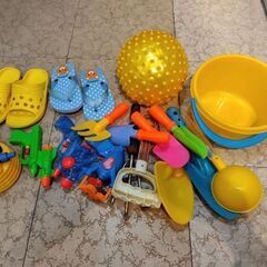 砂遊び、水鉄砲、草履、ボール、バケツ、セット