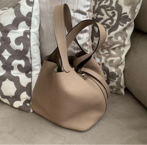 エルメスピコタンロック