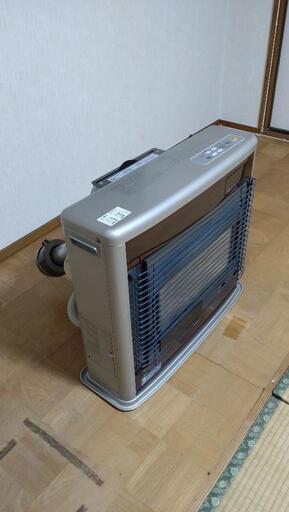 ストーブ　コロナ　石油ストーブ　密閉式　木造１８畳