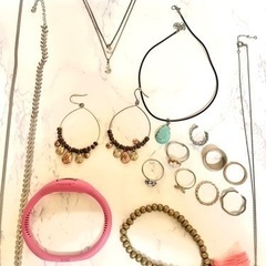 アクセサリー　ネックレス　ピアス　リング　指輪