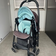 ベビーカー　コンビの画像