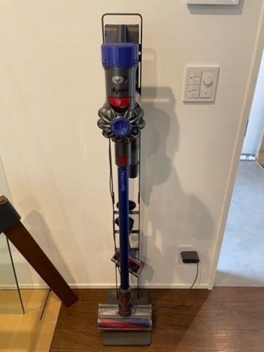 Dyson ダイソン v7 fluffy 掃除機 コードレス