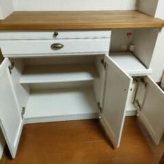 ビーカンパニー CRICHICO クリチコ キッチンボード 食器棚 木目