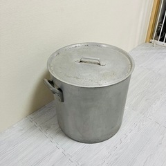 引越しの為11/4(土)処分‼︎ ※お値下げ"¥7000→¥6000→¥5000→¥4000"寸胴 (直径46 深さ44.5)の画像