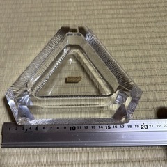 三角灰皿 KOSHIDA GLASSの画像